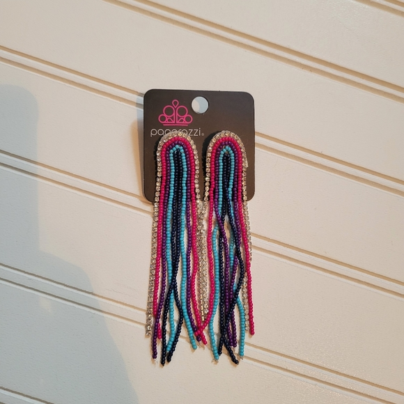 Earrings 🔥🔥🔥 - Picture 3 of 4